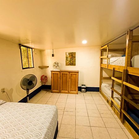 Hostal El Rio León Eksteriør billede