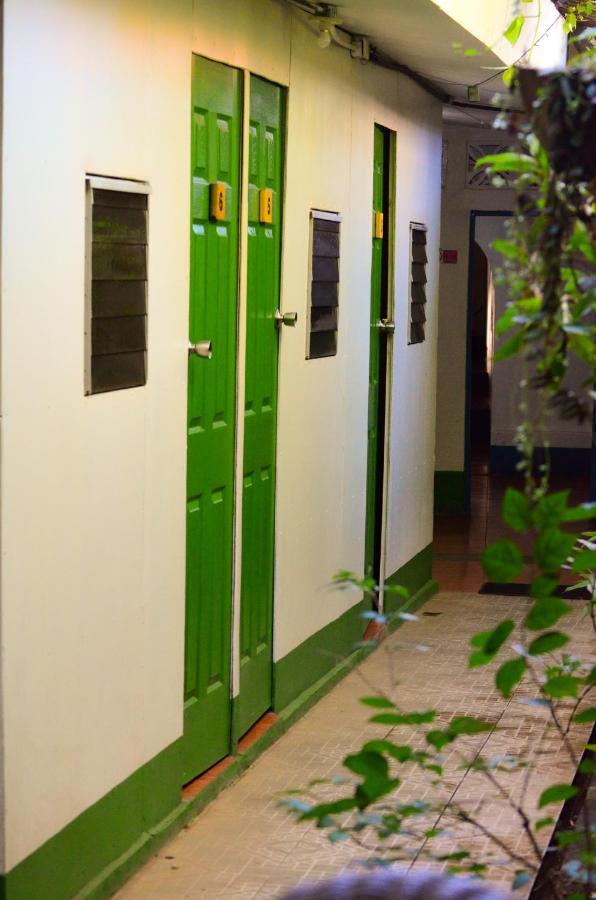 Hostal El Rio León Eksteriør billede