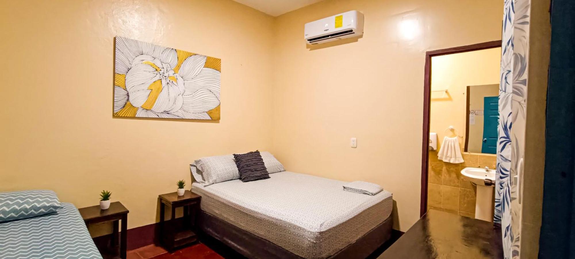 Hostal El Rio León Eksteriør billede