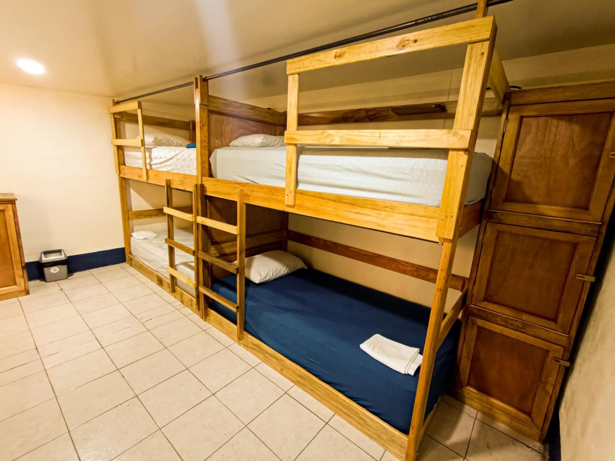 Hostal El Rio León Eksteriør billede